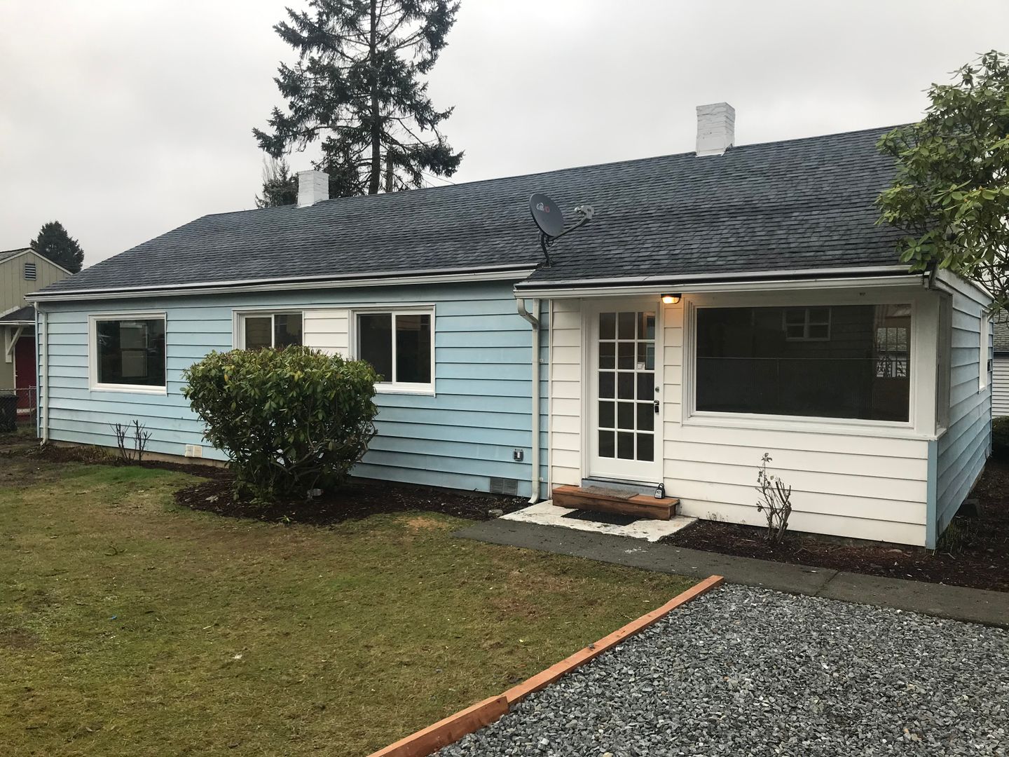 Everett Apartment: 1015 Lane Pl