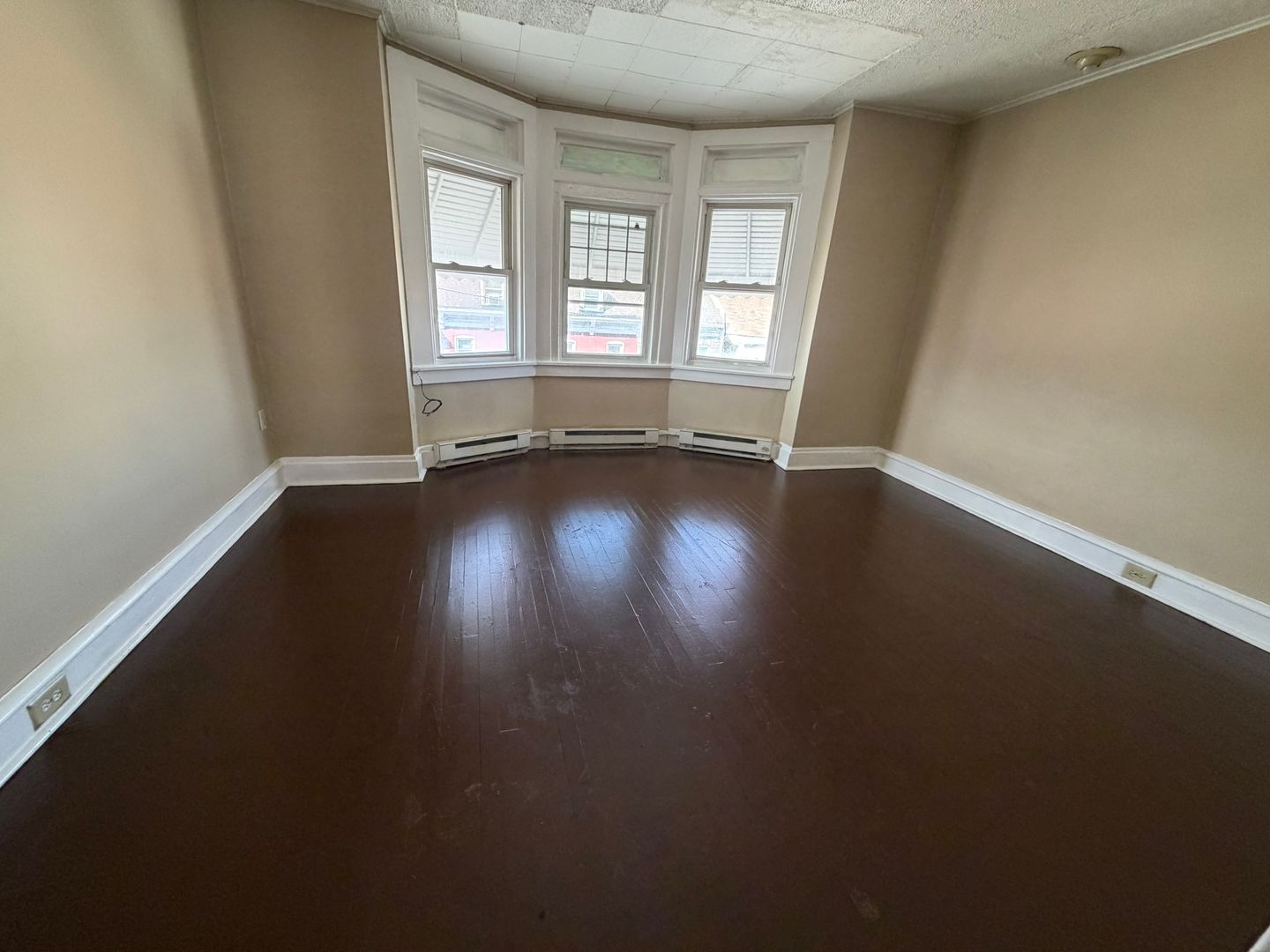 Reading Apartment: 349 N 11th St