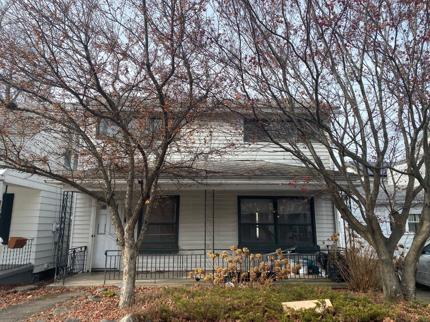 3 Bedroom house available for pre lease