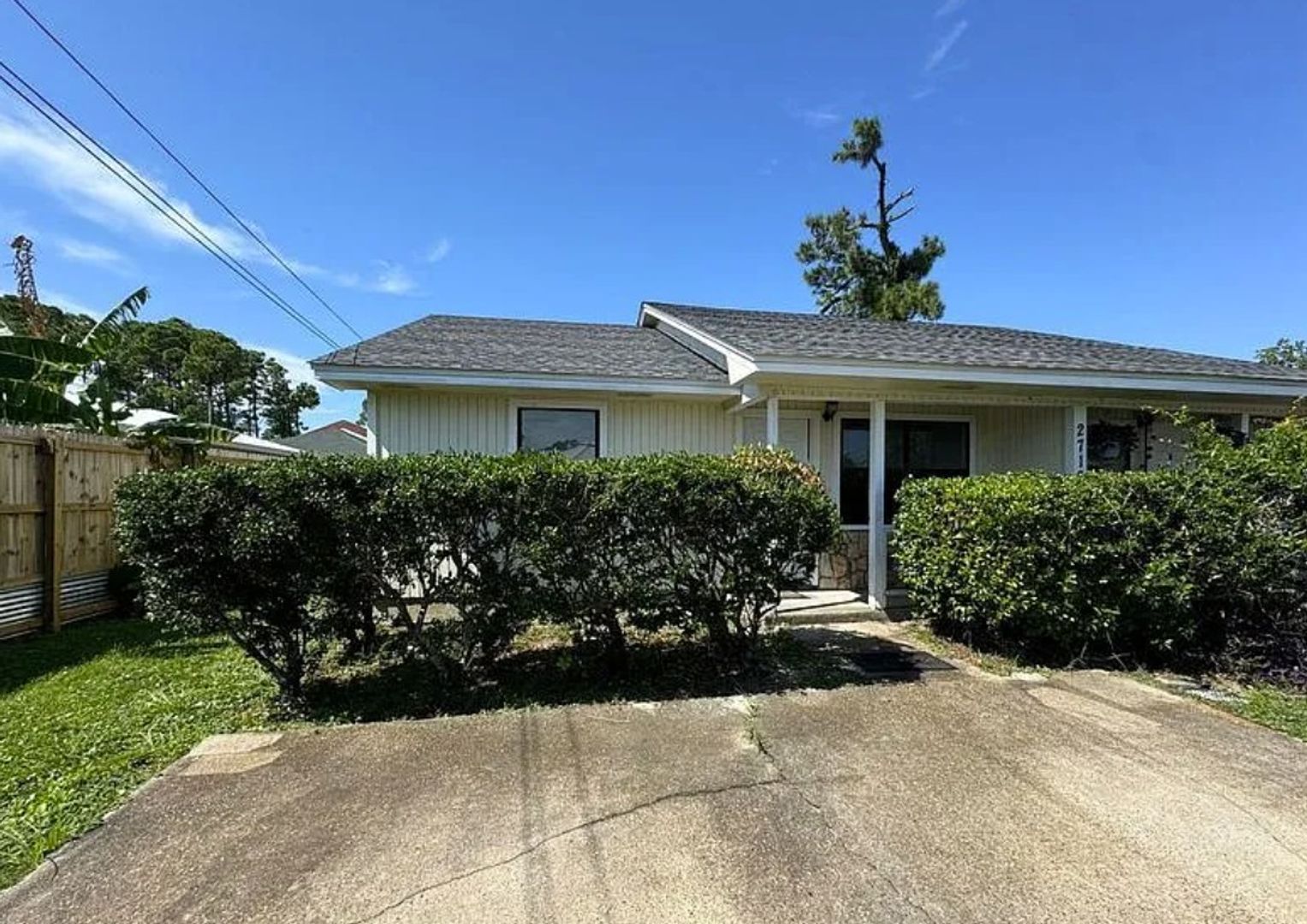 Panama City Apartment: 2716 Banyan St