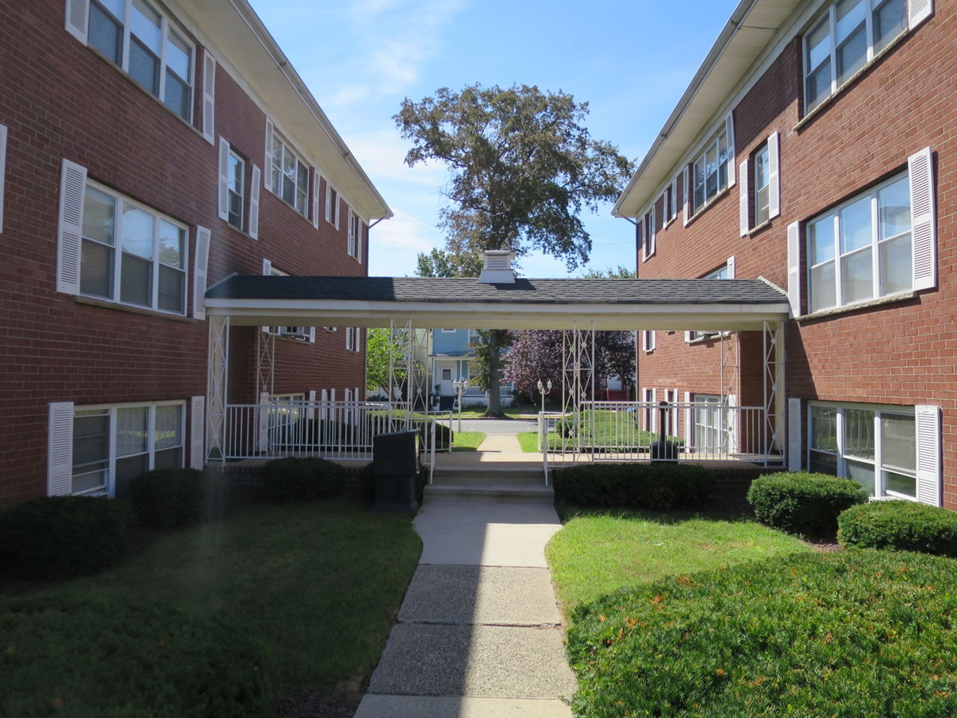 Rahway Apartment: 337 Seminary Avenue