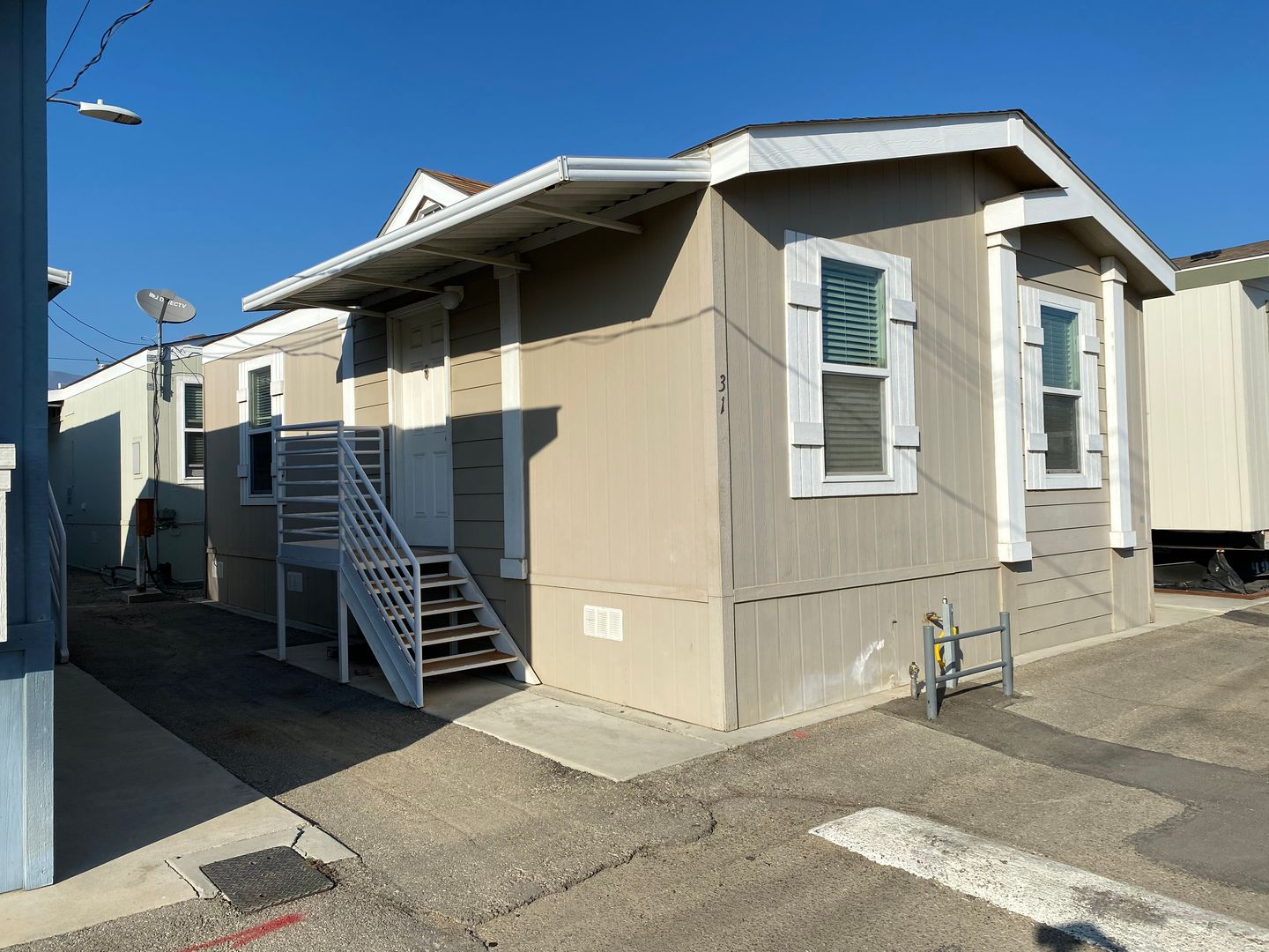 Santa Paula Apartment: 135 N. 13th Street 2-44