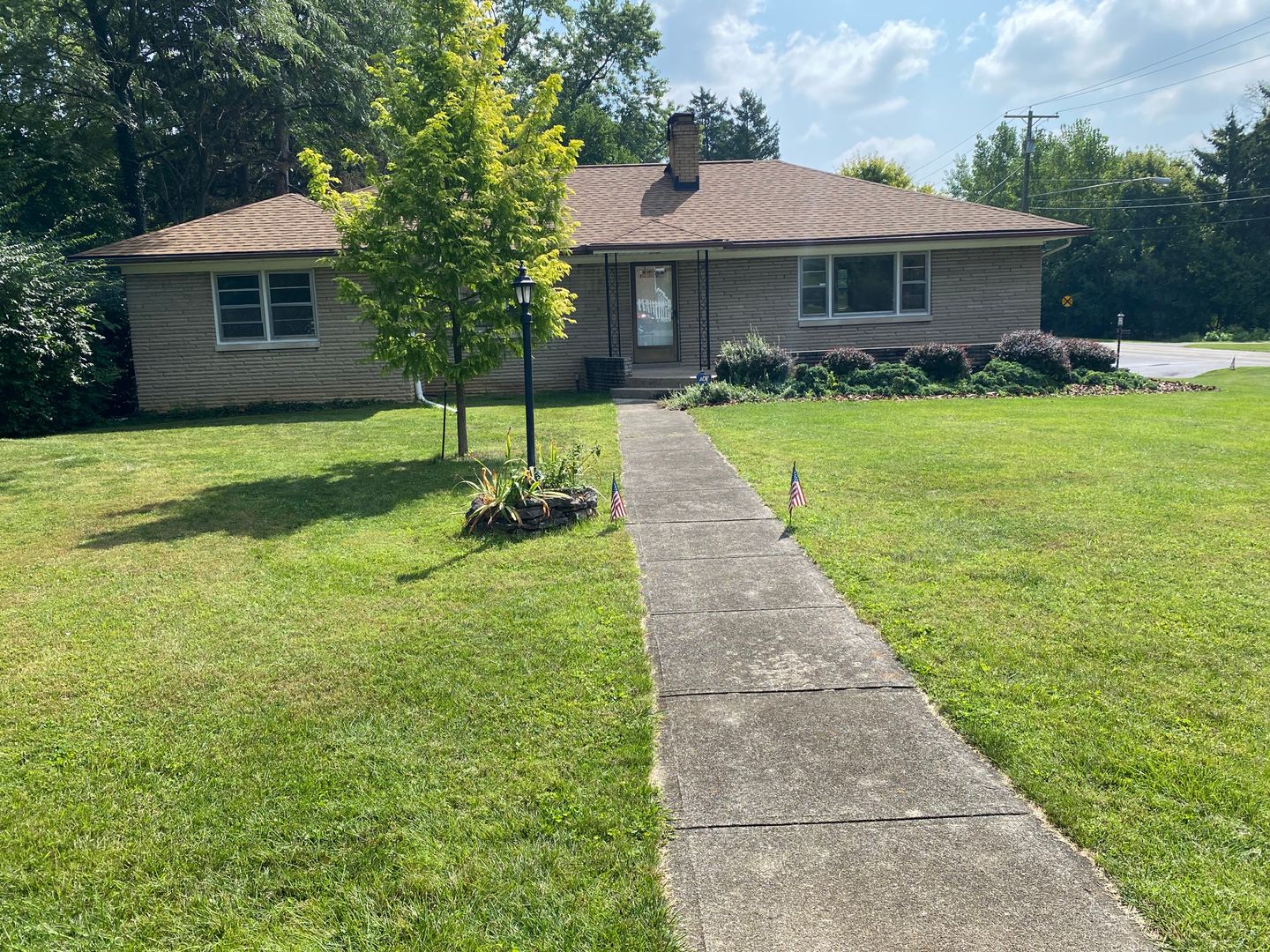 Columbus House: 840 Highland Dr