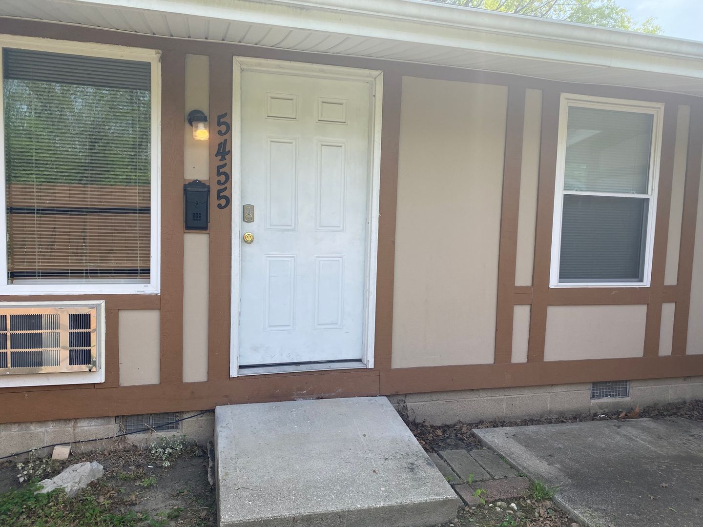 Columbus Apartment: 5451-5471 Red Bird Court