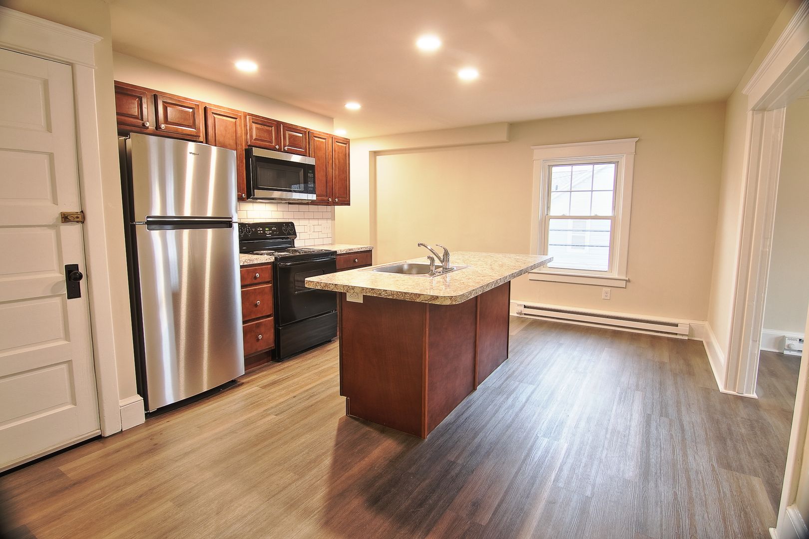 Pottstown Apartment: 1 W. 3rd St.