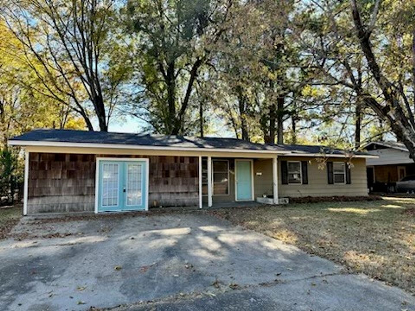3 Bed/2 Bath Home in Northeast Jackson!!