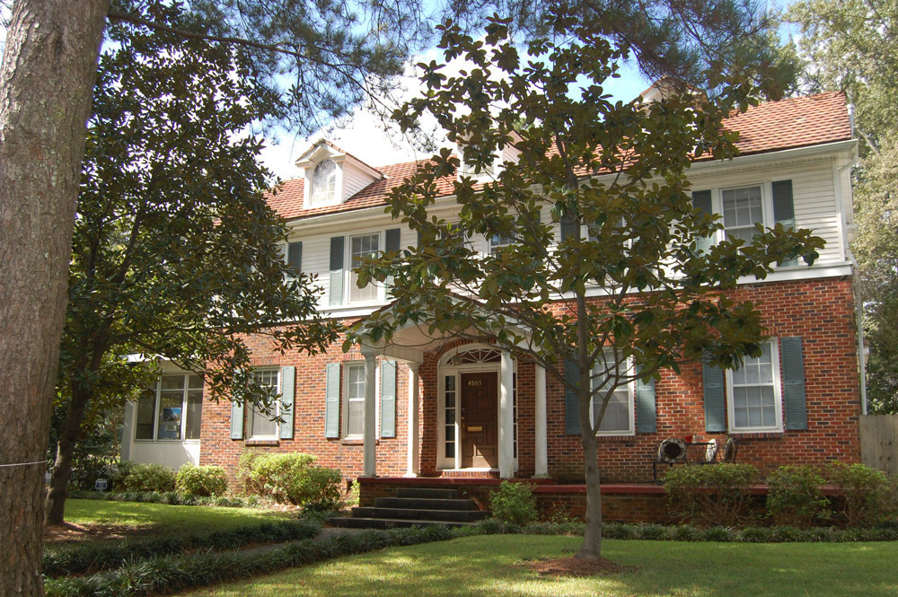 Jackson Apartment: 4005 N. State Street