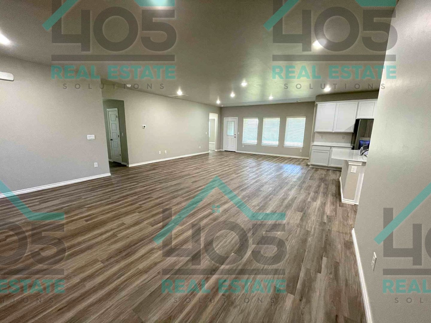 7500 NW 149th Circle 5 of 12