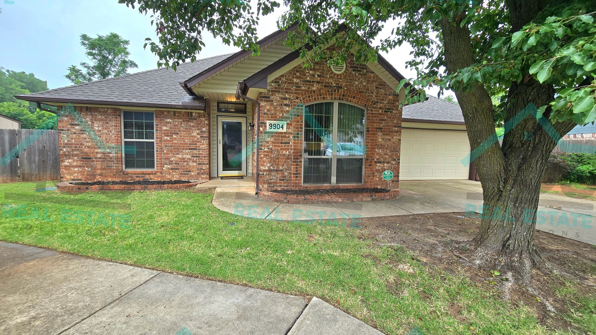 OKC House: 9904 Fox Fair Hollow