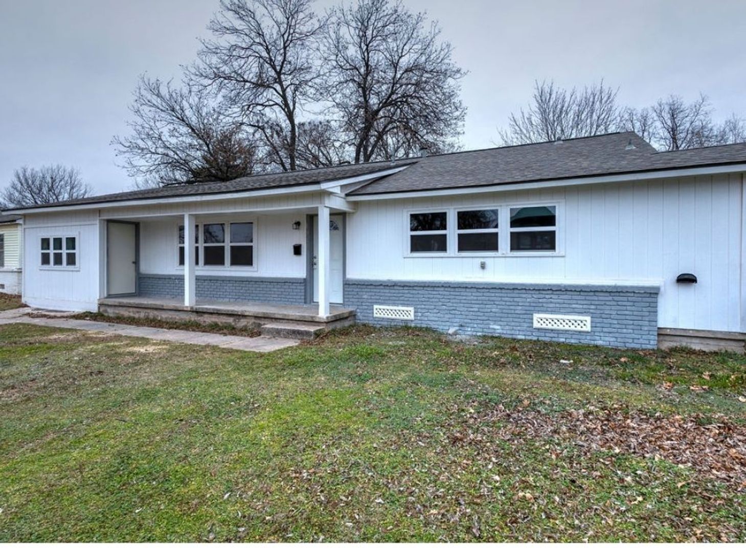Duncan House: 1941 W Spruce Ave