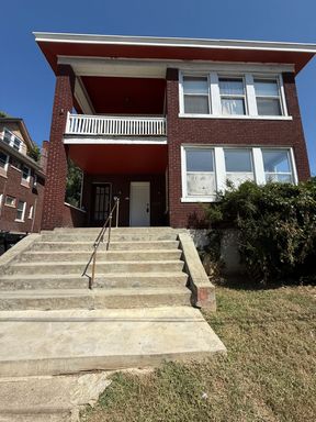 Beautifully updated 2-bedroom, 1-bathroom – photo 1