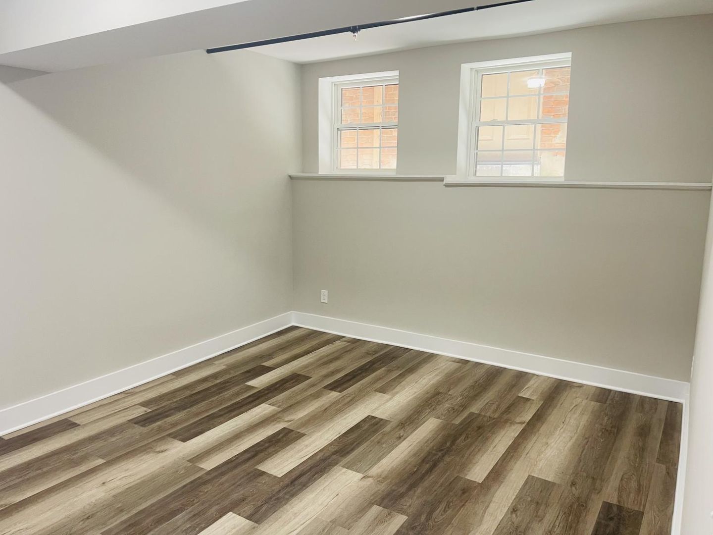 Covington Apartment: 809-813 Madison Ave