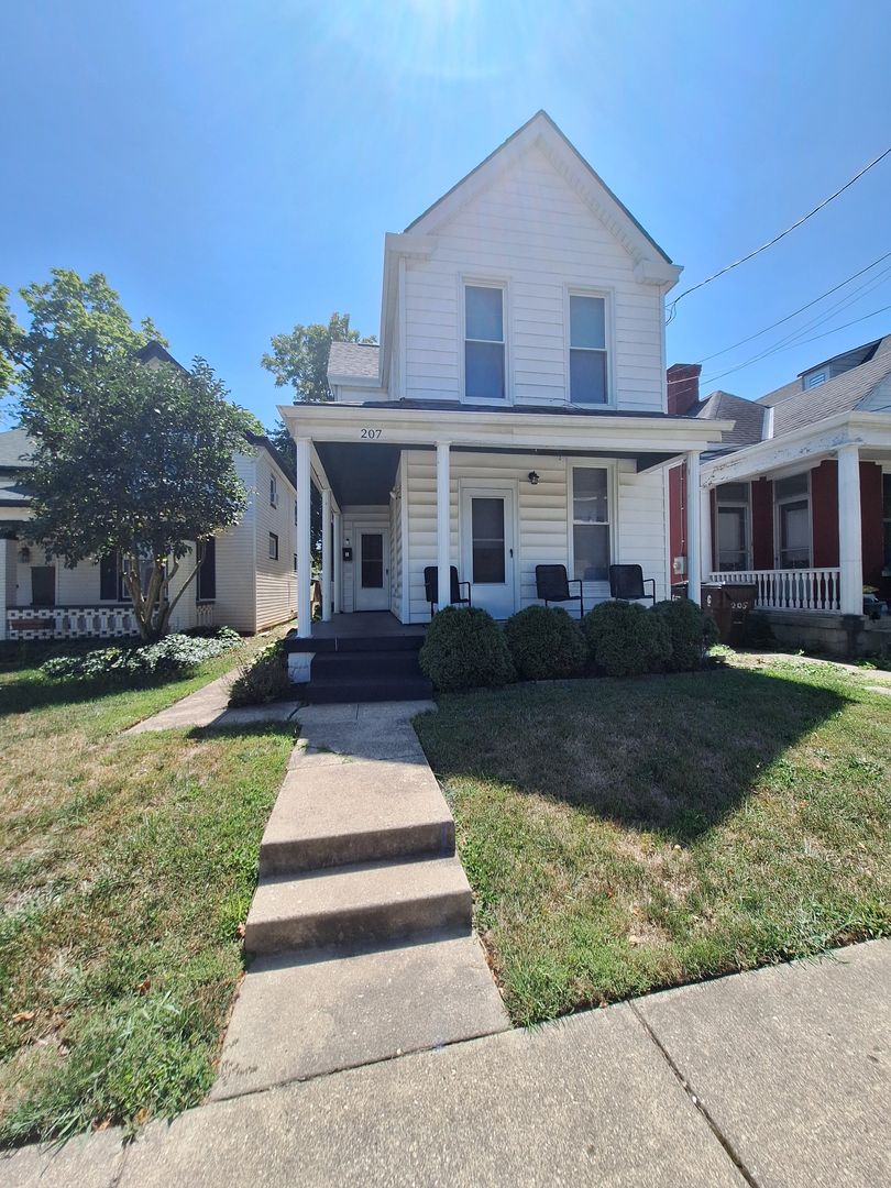Covington Apartment: 207 E Southern Ave