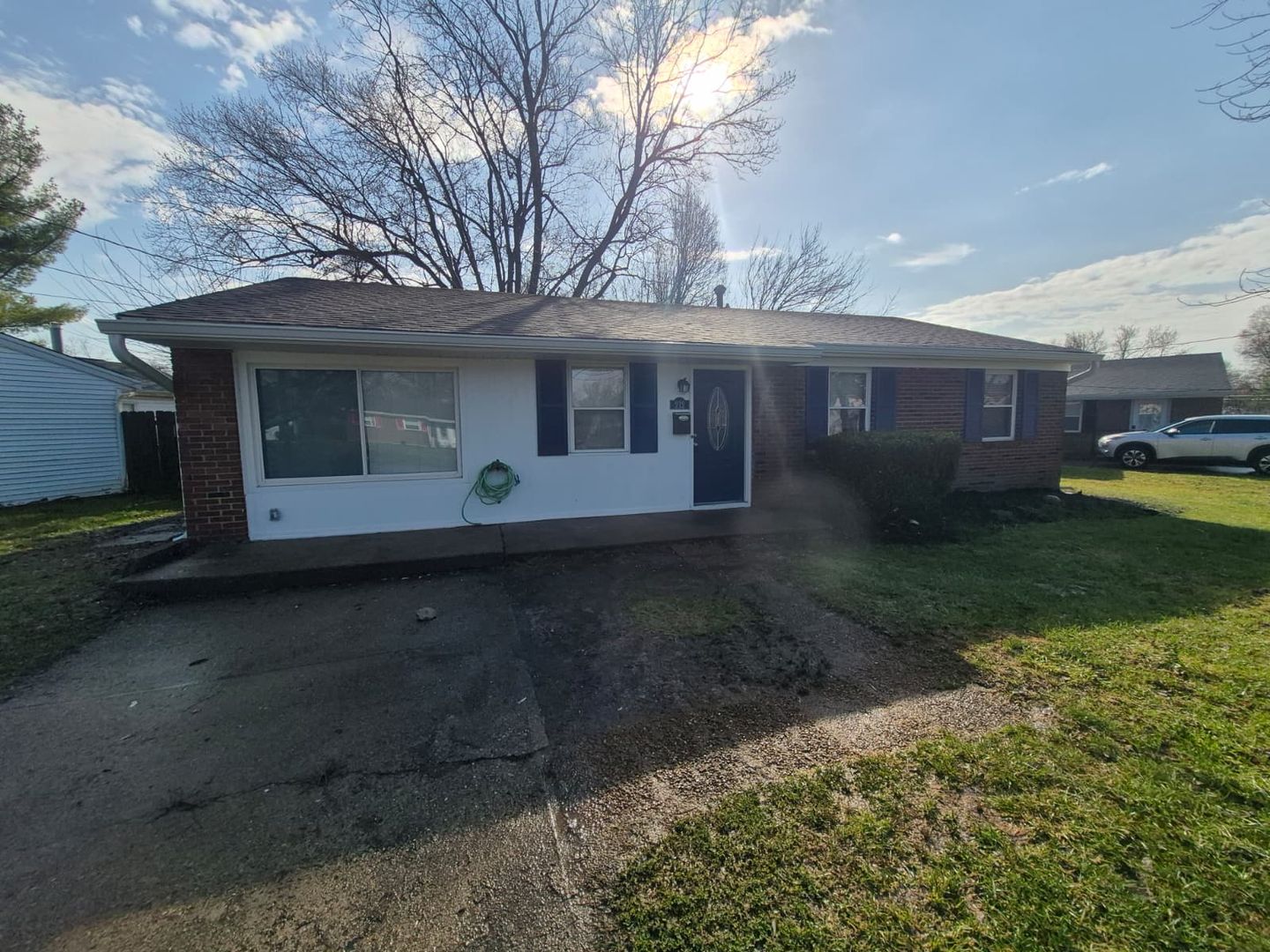 Florence House: 212 Saint Jude Ct