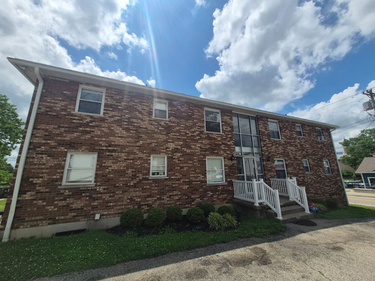 Alexandria Apartment: 8340 East Main Street