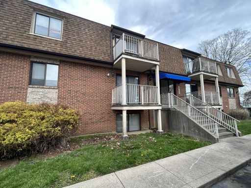 904 Amhurst Dr