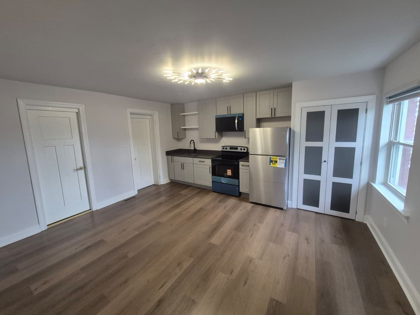 Florence Apartment: 241 Main Street