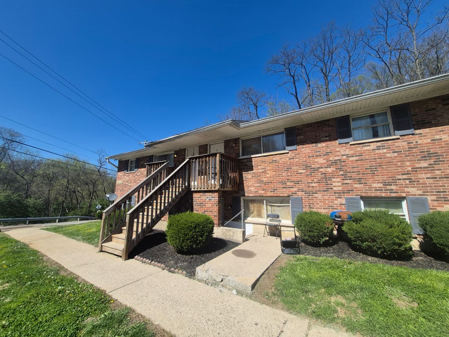 Covington Apartment: 2232 Hanser Drive