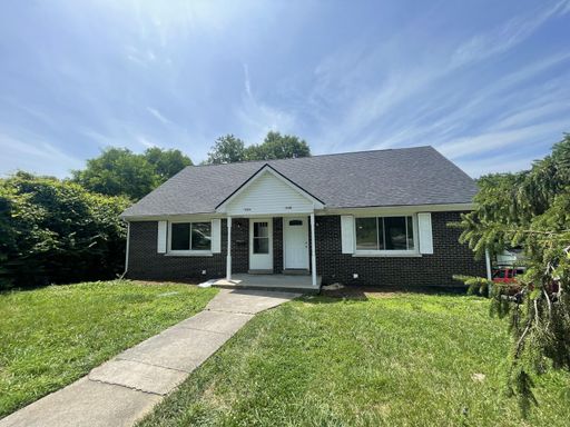 4 Bedroom, 1.5 Bathroom in Lexington! – photo 1