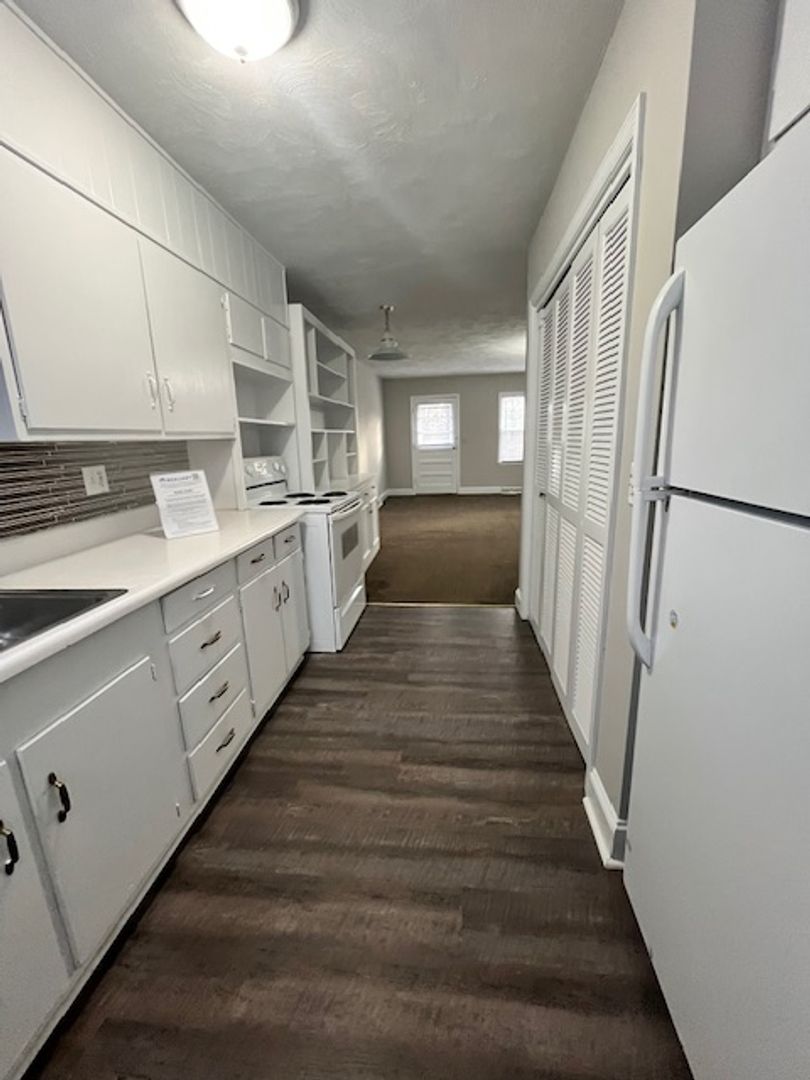 Wilmore Townhome: 508 W Main St Unit A