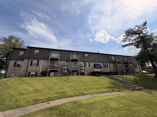 2 Bedroom, 1.5 Bathroom in Lexington! – photo 1