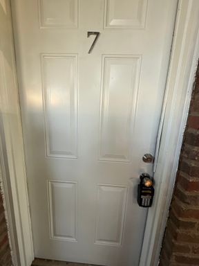 I Bedroom, 1 Bathroom in Lexington! – photo 1