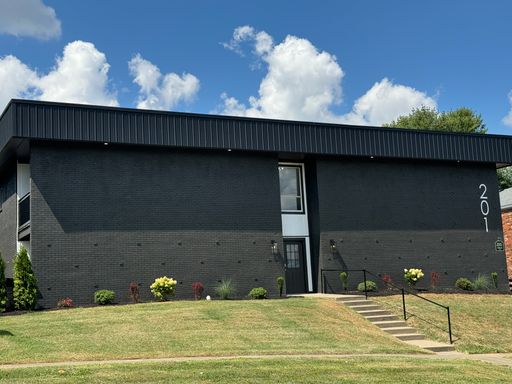The Edge at Lakeshore Apartments, 2 Bedrooms, 1 Bath. Granite, Stainless Steel Appliances – photo 1