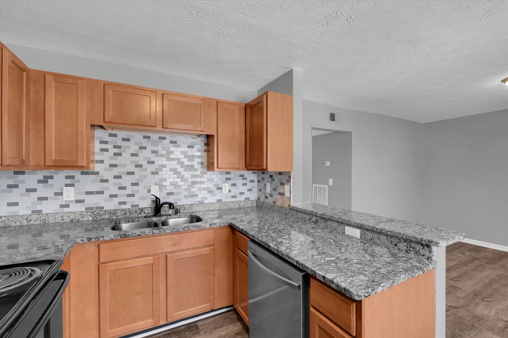 Louisville Apartment: 4200 Medallion Court - 414