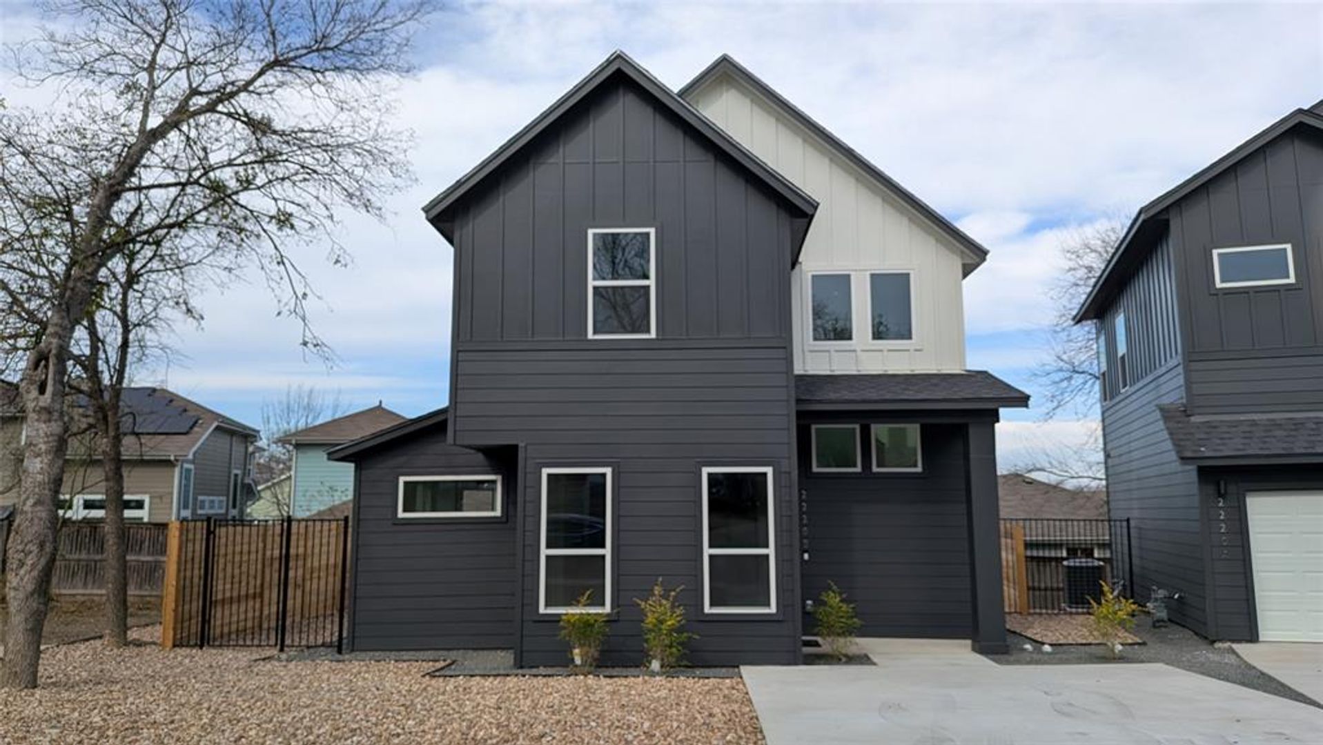 Austin House: 2220 Yellow Jacket Ln #2