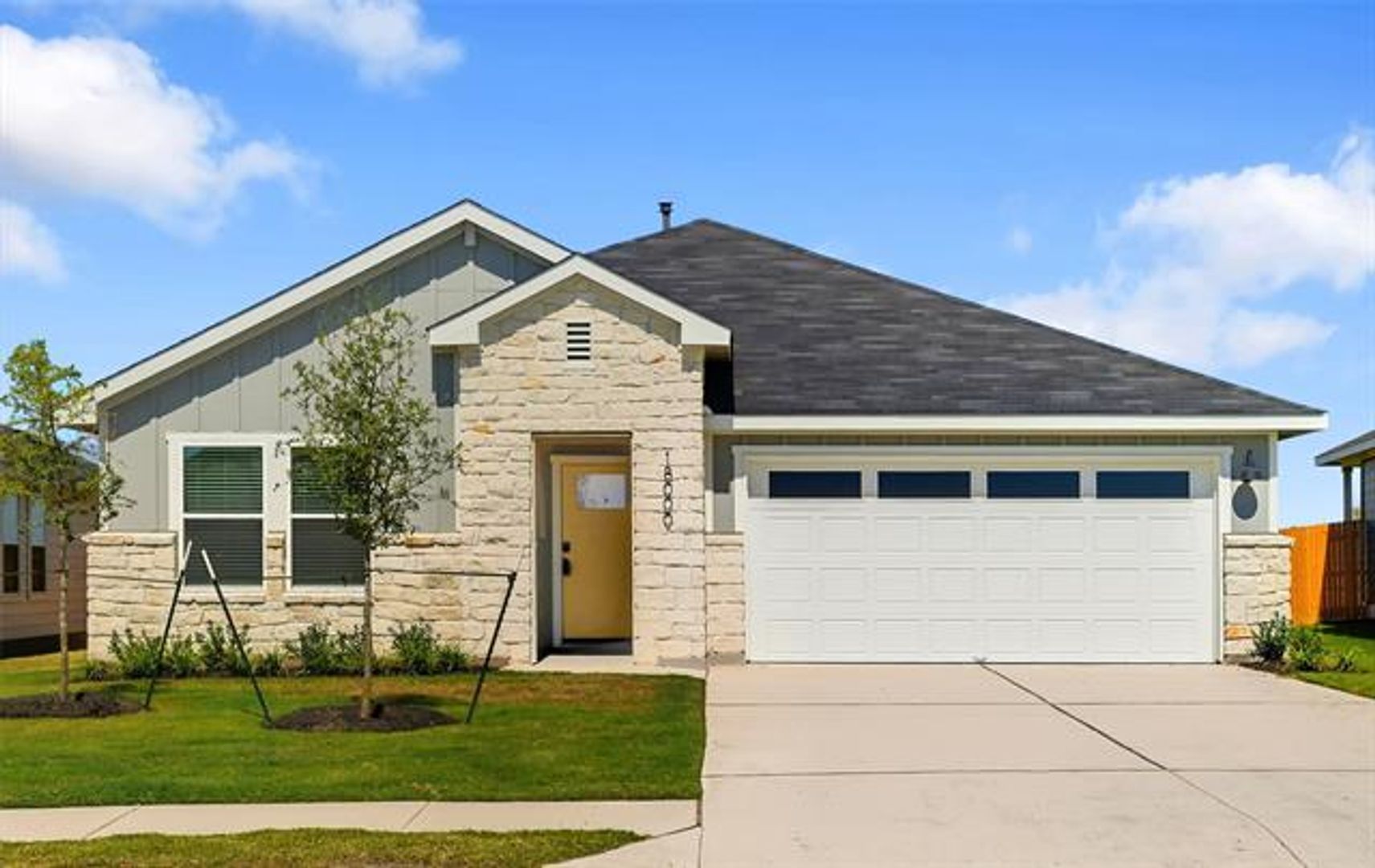 Manor House: 18107 Purple Top Ln