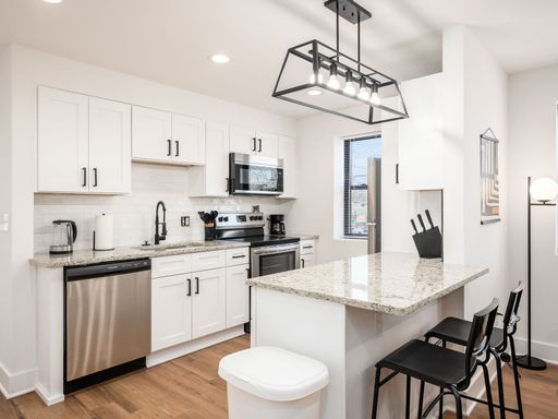 ✨ Comfortable 1-Bedroom Apartment with Washer & Dryer, Private Parking & Pet-Friendly Living! – photo 1