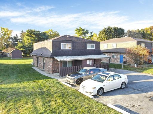 Updated 1-Bedroom Apartment with Private Parking, LVP Flooring & Keyless Entry! – photo 1