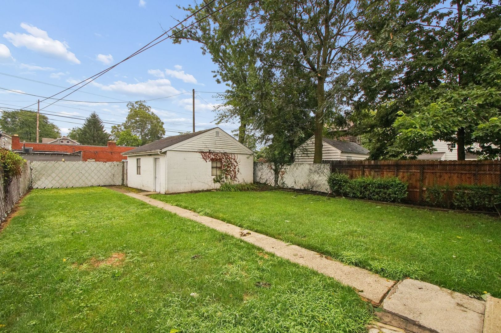 3010 Woodbine Place 8 of 11