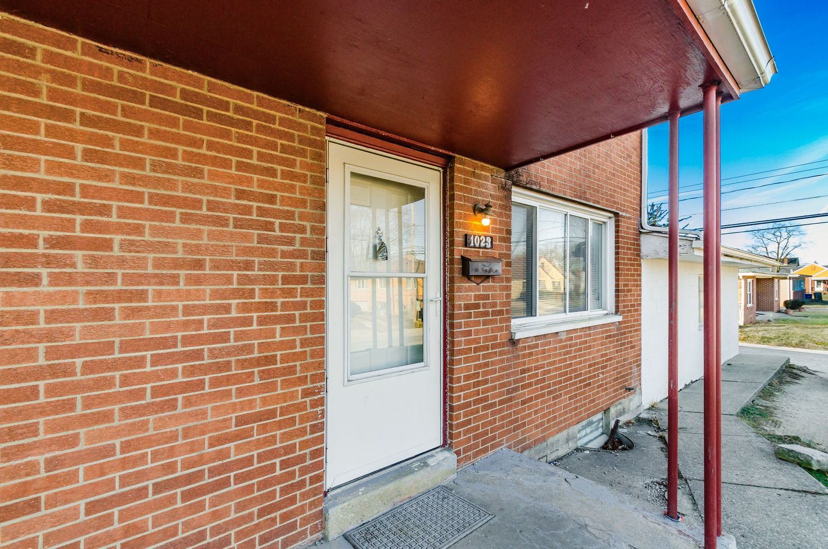 Columbus Apartment: 1501 Linwood Avenue/1023-1025 Frebis