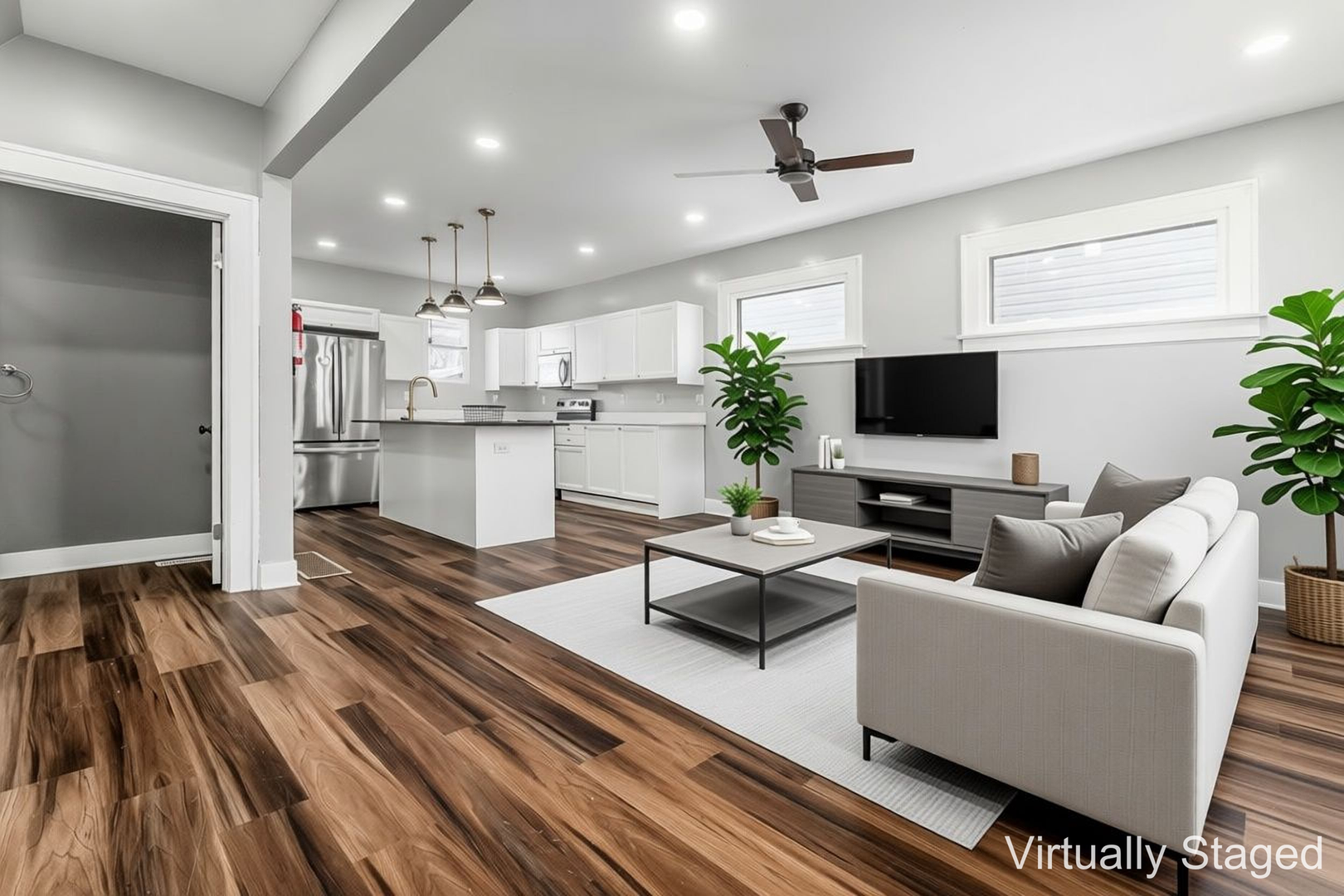 Columbus House: 886 Lockbourne Road