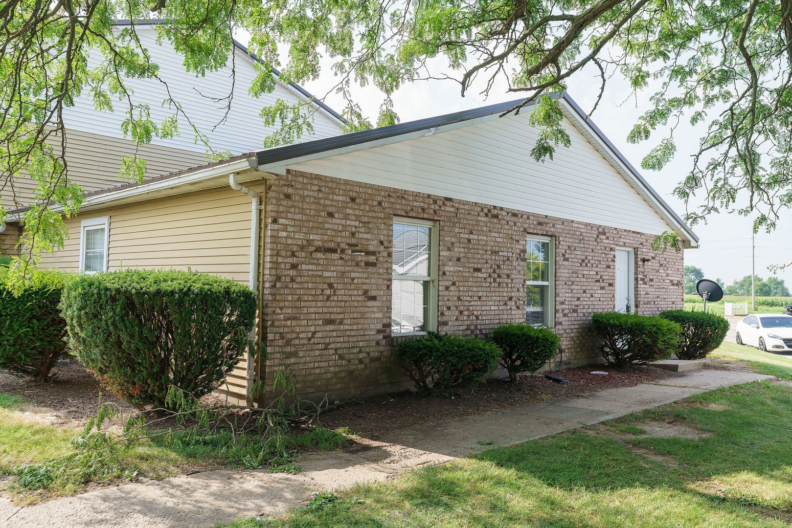 Bucyrus Apartment: 100 Heritage Circle