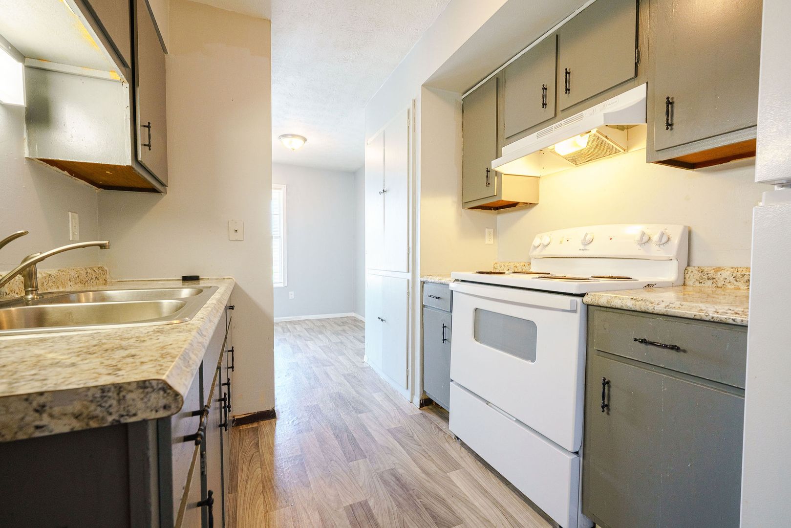 Bucyrus Apartment: 100 Heritage Circle