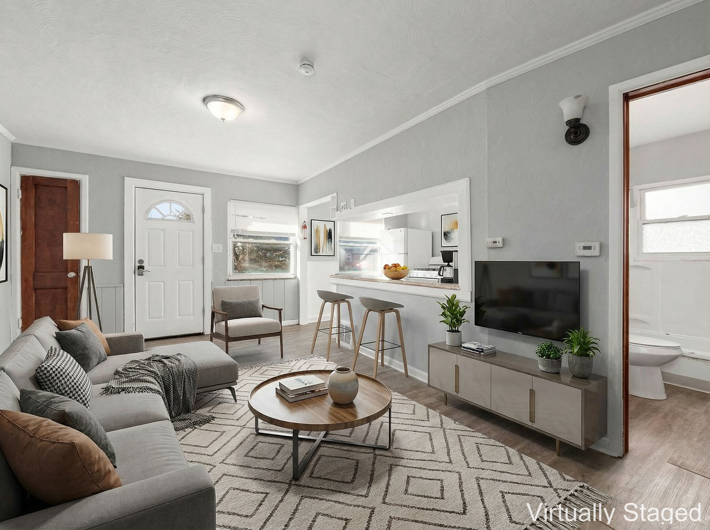 Columbus Apartment: 396-398 South Powell Avenue