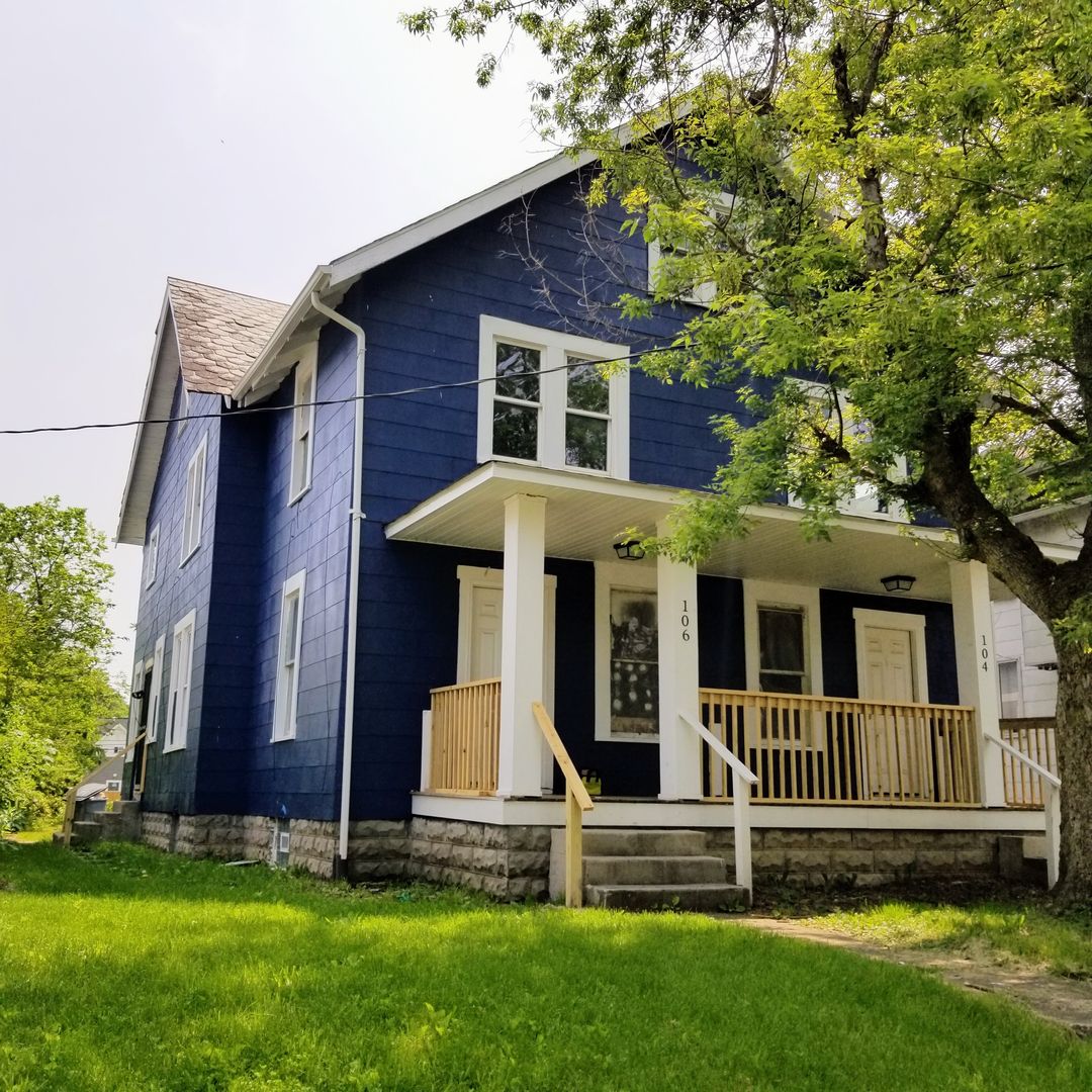 Columbus Apartment: 104-106 North Hague Avenue
