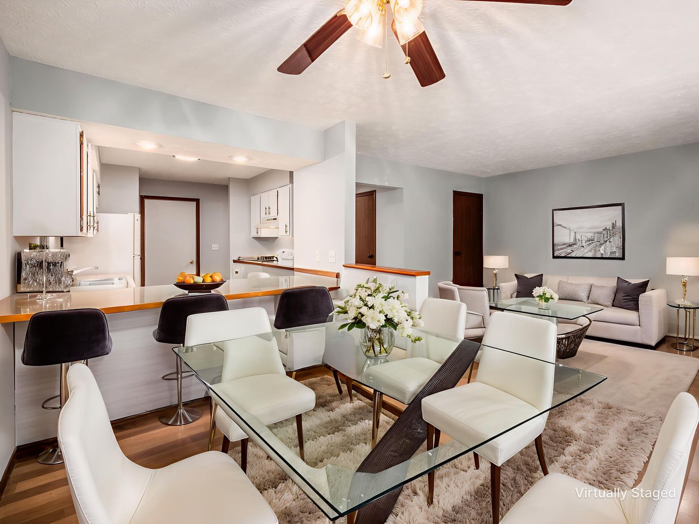 Reynoldsburg Apartment: 8235-8237 Goldsmith Dr