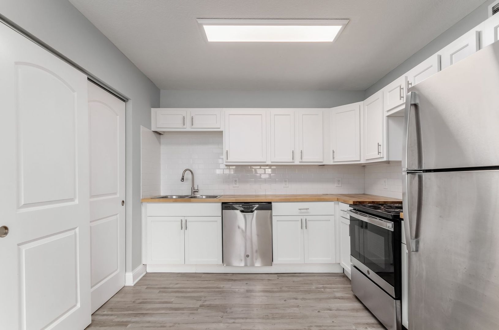 Columbus Apartment: 1580 East Mound Street