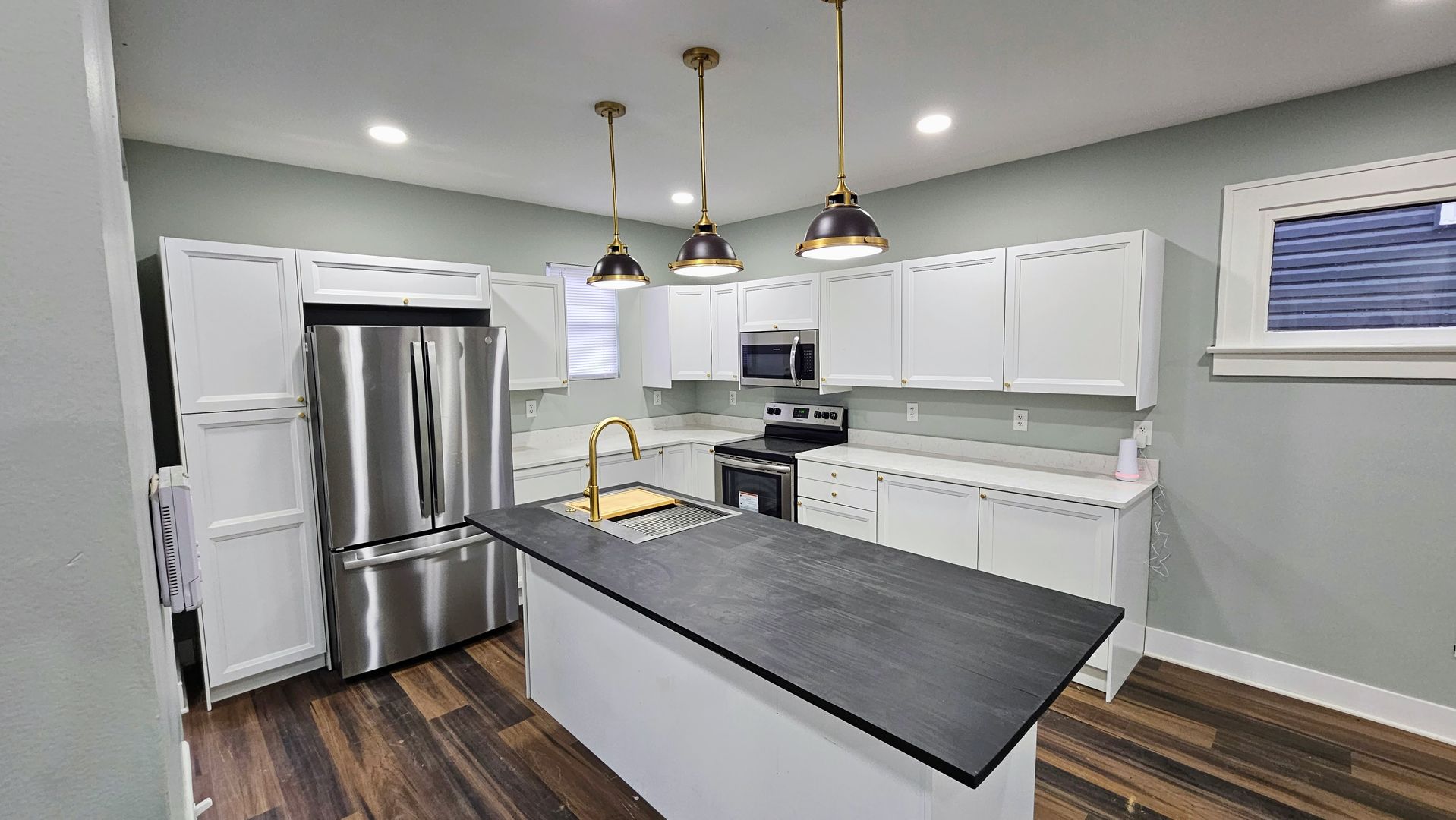 Columbus House: 886 Lockbourne Road