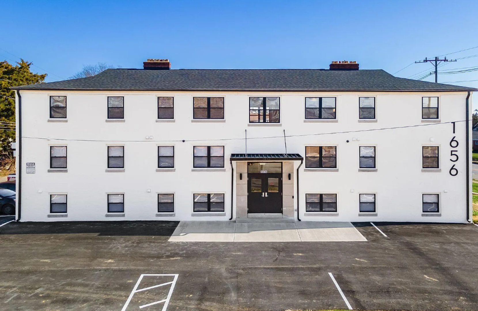 Columbus Apartment: 1656 E. Livingston Ave. - Apt. #2