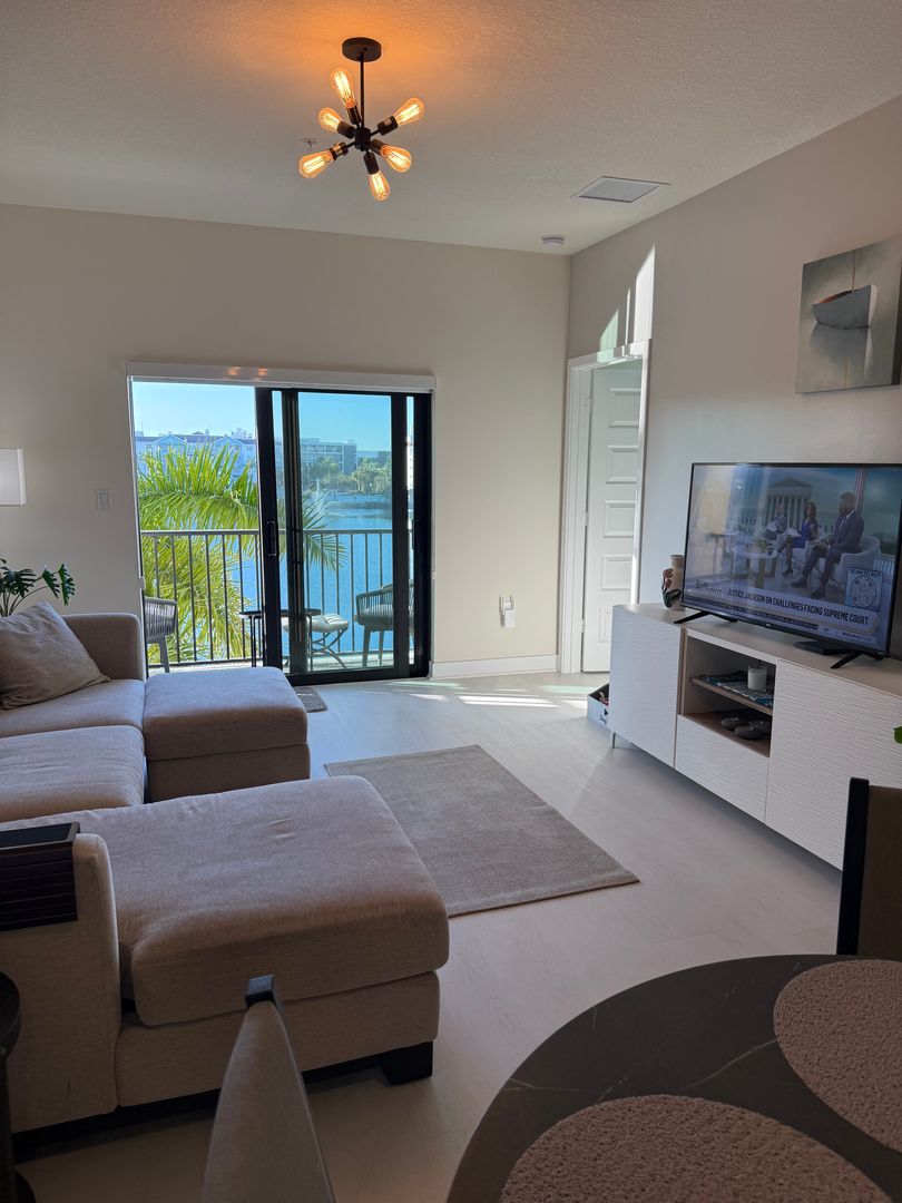 Doral Condo: 4725 NW 85th Ave - 47