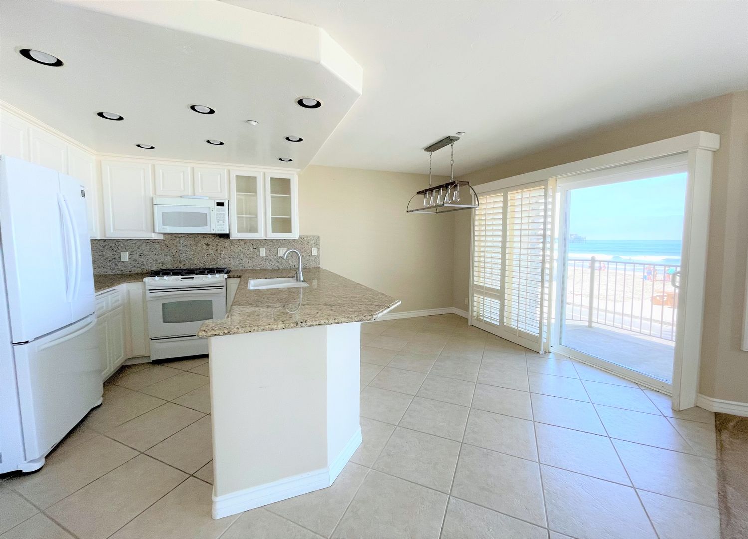 Oceanside House: 600 N. The Strand - 13