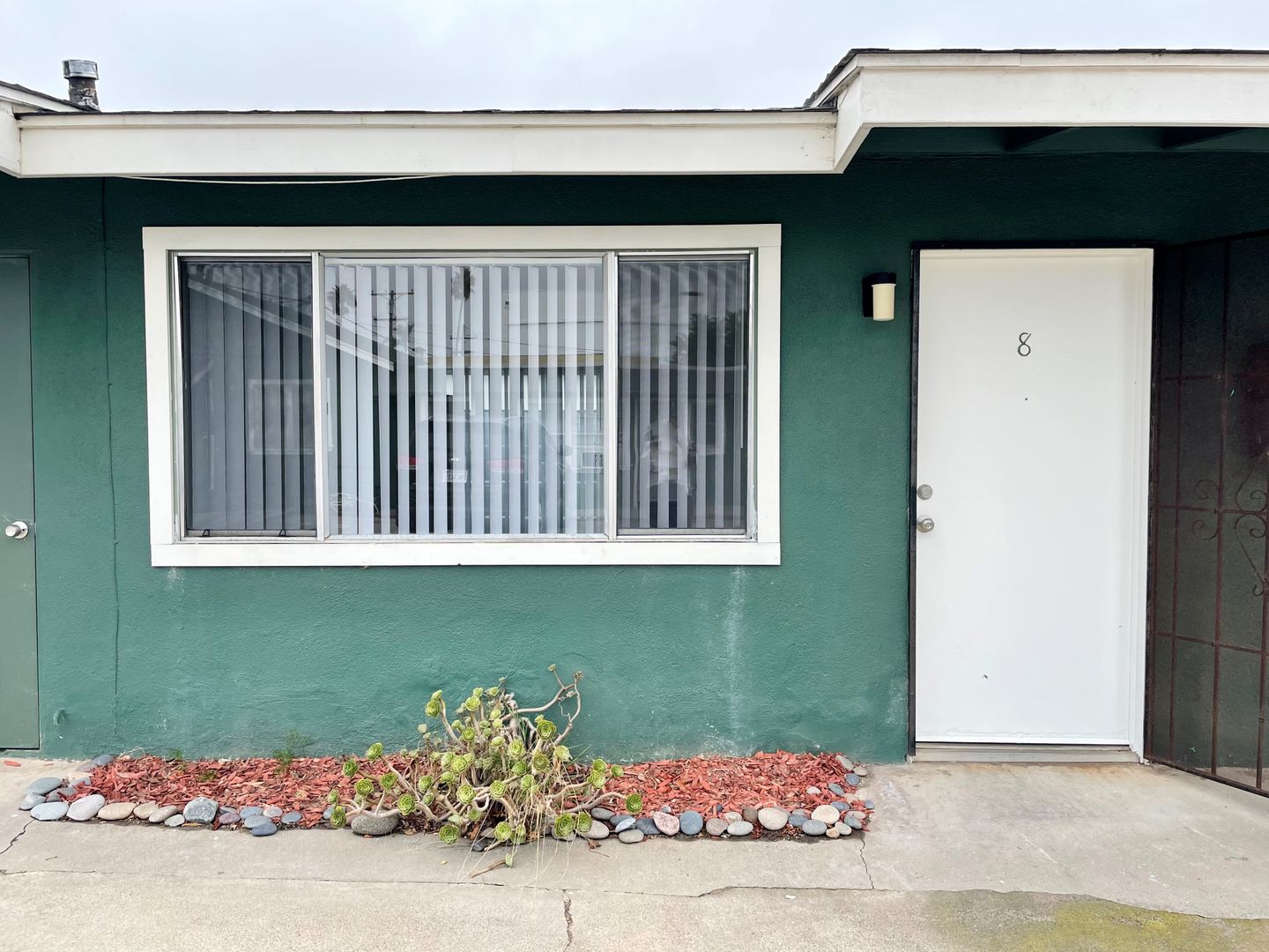 Oceanside Apartment: 1026 S. Tremont Street