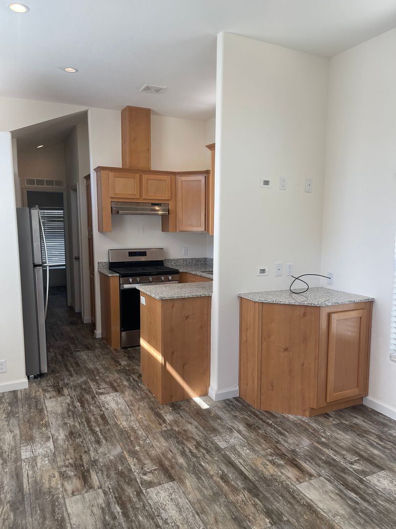 Redding Apartment: 2646 Sharon Avenue