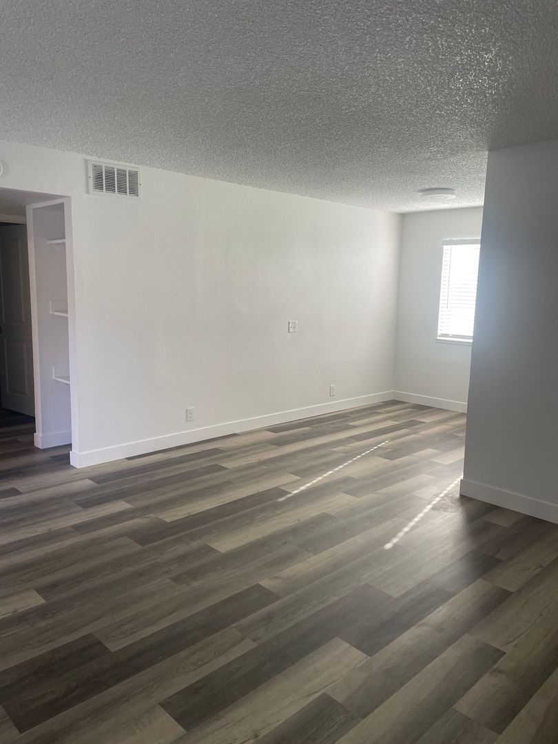 Redding Apartment: 273 Boulder Creek Drive