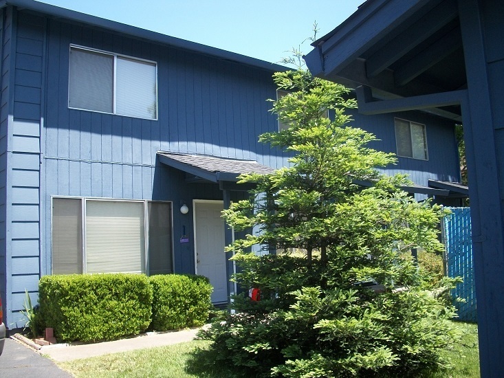 Redding Apartment: 1106 Layton Road