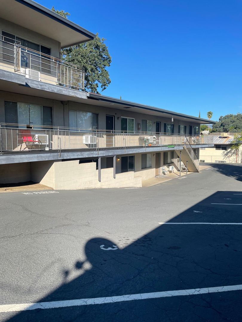 Redding Apartment: 2338 Butte Street